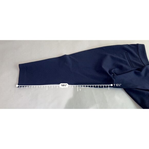 SER.O.YA Basil Capri Pant in Navy - Picture 7 of 9